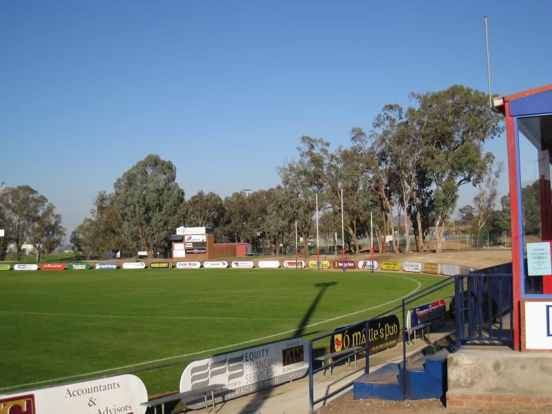 Wodonga - Biralee Park, corner Marshall Street and Emerald Avenue: View across oval