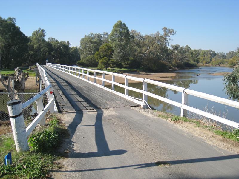 Wodonga - Bonegilla Island (access only via Waterworks Road, East Albury): View across bridge at Boundary Rd towards Bonegilla Island