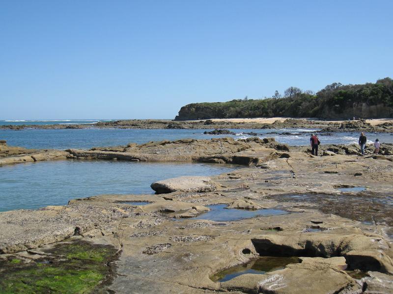 Wonthaggi - Cape Paterson, Bay Beach and boat ramp: View south-west along coast from rock pool