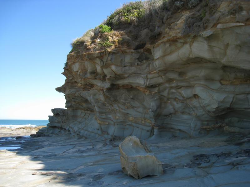 Wonthaggi - Cape Paterson, Bay Beach and boat ramp: Rocky headland, west of boat ramp