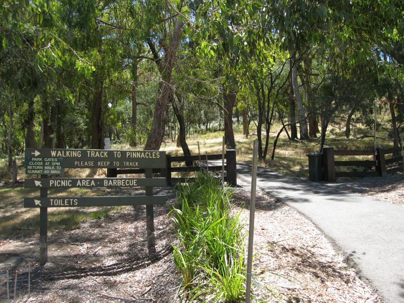 Woodend - Climb to summit of Hanging Rock: Start of path to summit