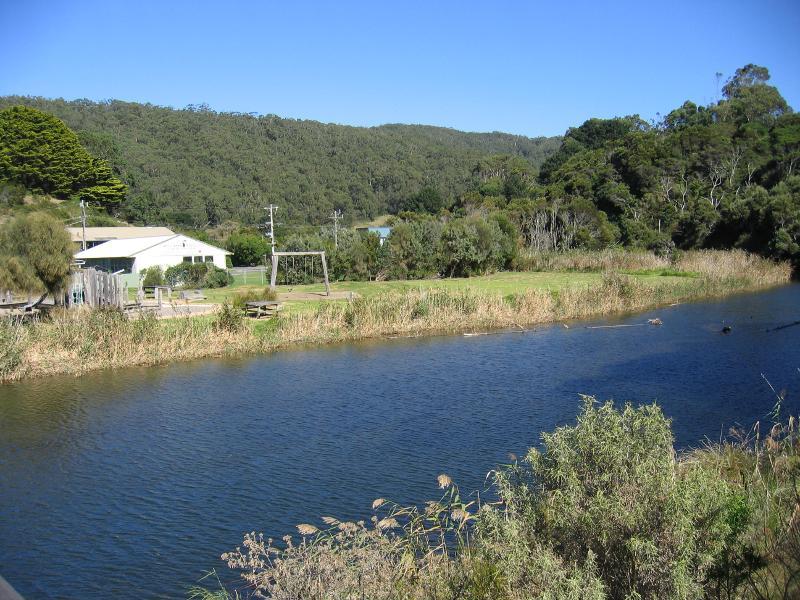 Wye River - Bridge over Wye River, Great Ocean Road: View south across Wye River, west of bridge
