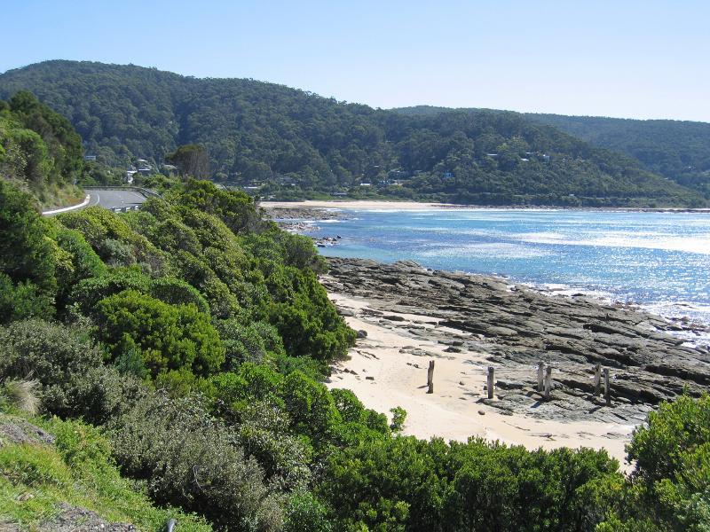Wye River - Point Sturt: Northerly view along coast