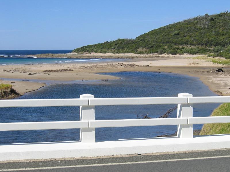Wye River - Town of Kennett River: View south-east along Kennett River towards beach from bridge at Great Ocean Rd