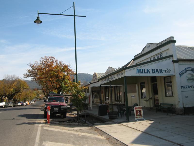Yackandandah - Shops and commercial centre, High Street between Wellsford Street and Williams Street - View west along High St at milk bar and cafe