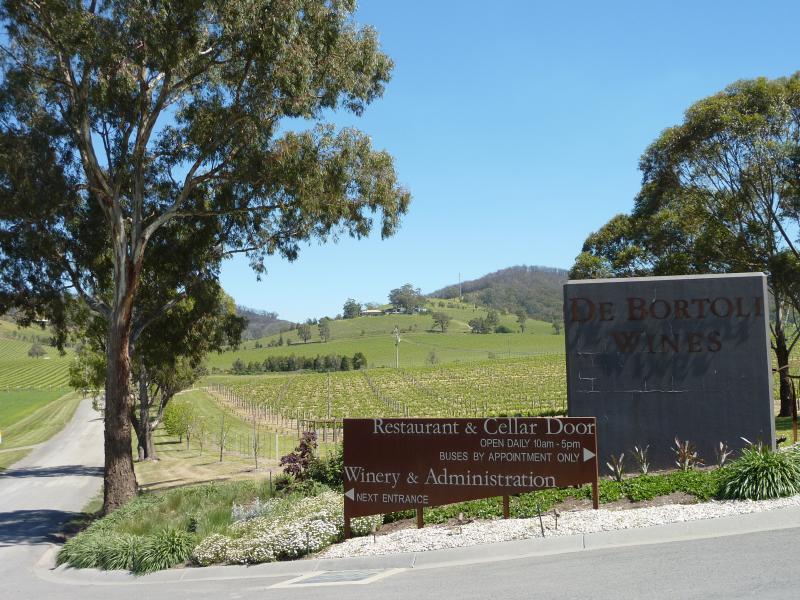 Yarra Glen - De Bortoli Winery, Pinnacle Lane, Dixons Creek: View west along Pinnacle La at winery entrance