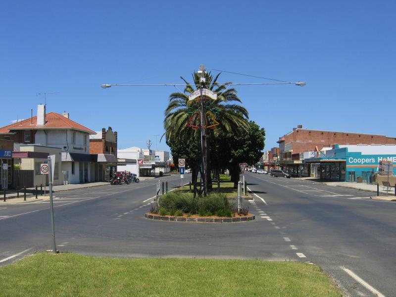 Yarram - Shops, Commercial Road: View south along Commercial Rd at Rodgers St