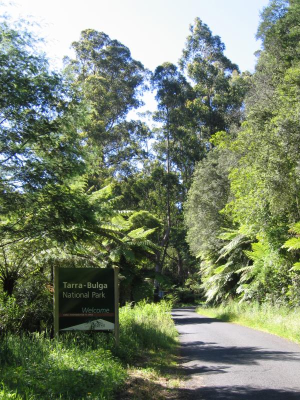 Yarram - Tarra-Bulga National Park: Entrance to Tarra-Bulga National Park, Tarra Valley Rd