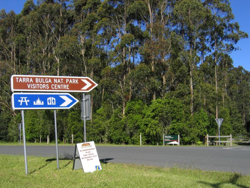 Yarram - Tarra-Bulga National Park: Tarra-Bulga National Park Visitors Centre, entrance at Grand Ridge Rd