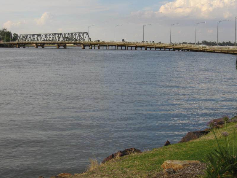 Yarrawonga - Lake Mulwala: View north along bridge from Visitor Information Centre