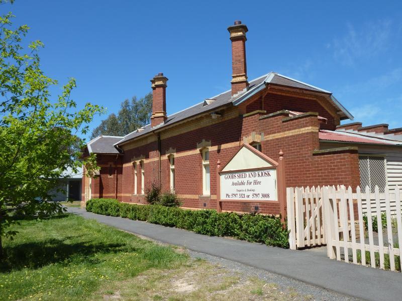 Yea - Former Yea railway station and surrounding parkland: Outside of old station fronting car park