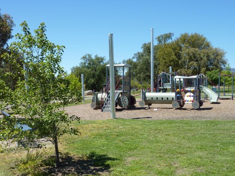 Yea - Former Yea railway station and surrounding parkland - Playground, south side of former railway line
