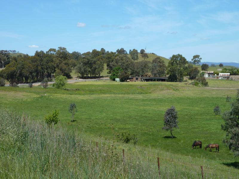 Yea - Killingworth Road - Easterly view, 500m from Goulburn Valley Hwy