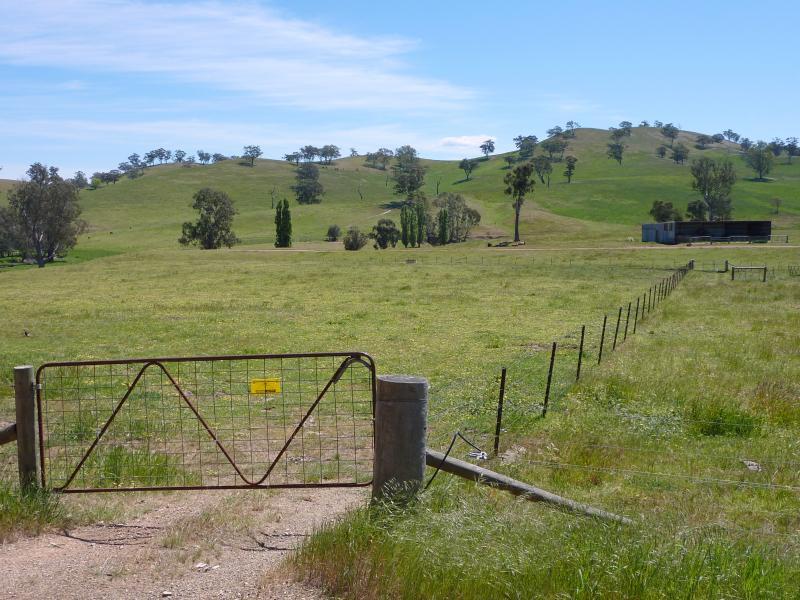 Yea - Killingworth Road - Westerly view, 1 km from Goulburn Valley Hwy